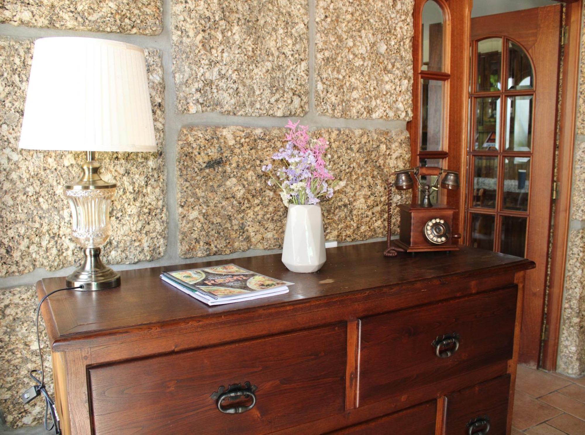 The Oak'S Wolf-Country House Fafe Extérieur photo
